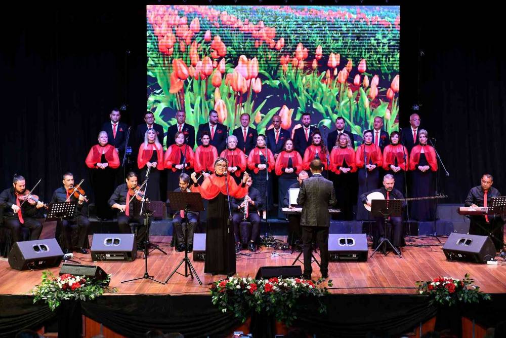 Kursiyerler ’Bahar Esintileri’ konserinde sahne deneyimi yaşadı
