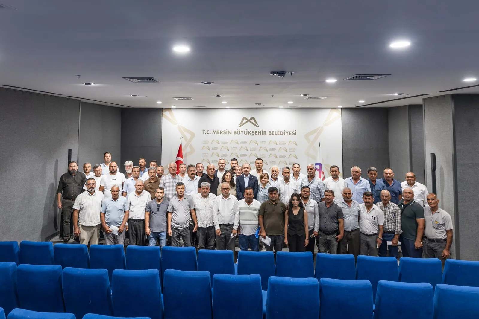 Başkan Seçer Mut Muhtarlarıyla Bir Araya Geldi Hizmetleri Değerlendirdi