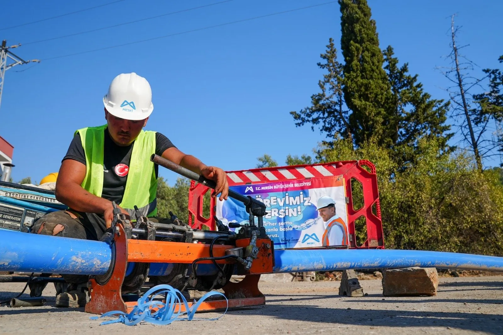MESKİ Aydıncık Yeni Mahallede İçme Suyu Hattını Yeniledi